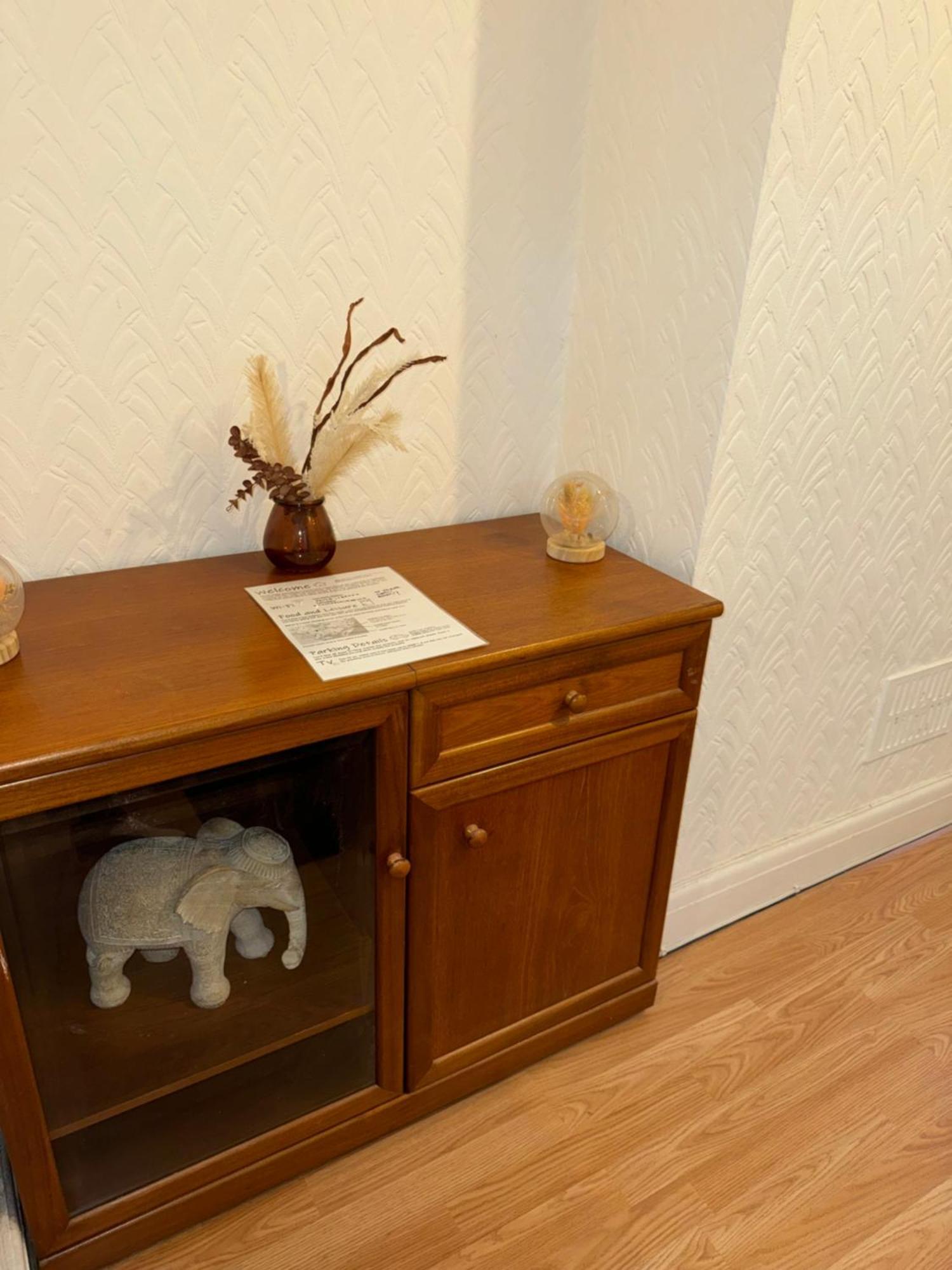 Grangetown Stylish 3bed House. Holiday home Cardiff